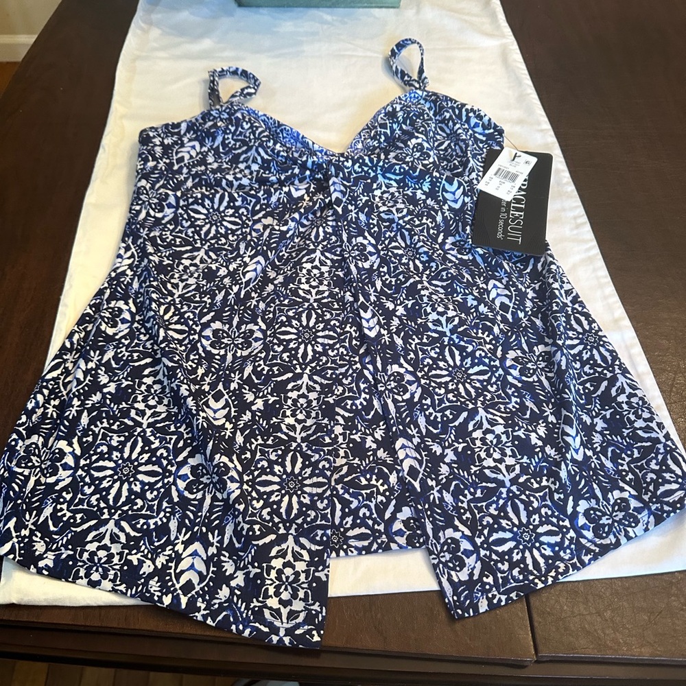Women’s Swim Top